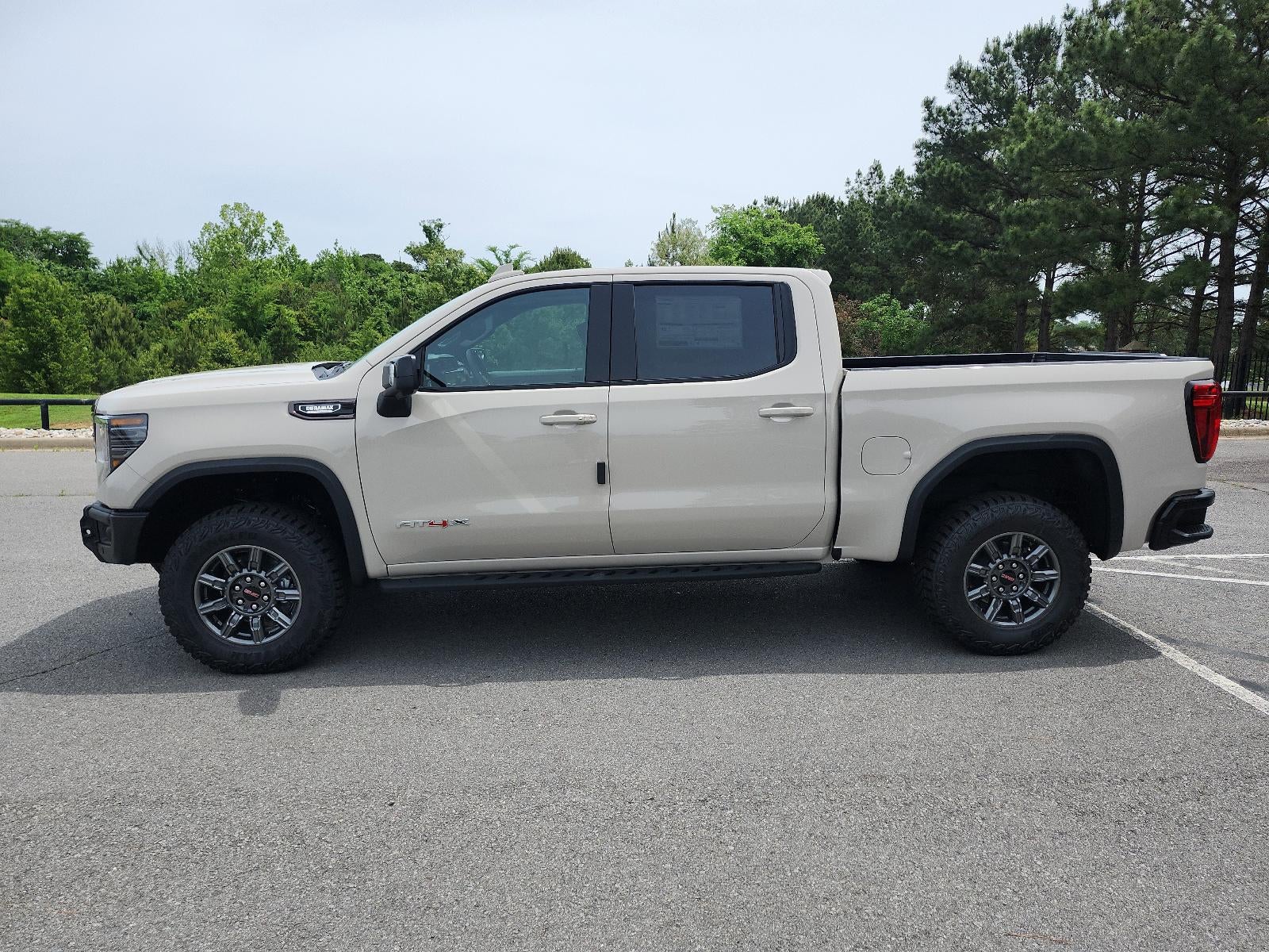2026 GMC Sierra 1500 Crew Cab Short Box 4-Wheel Drive AT4X