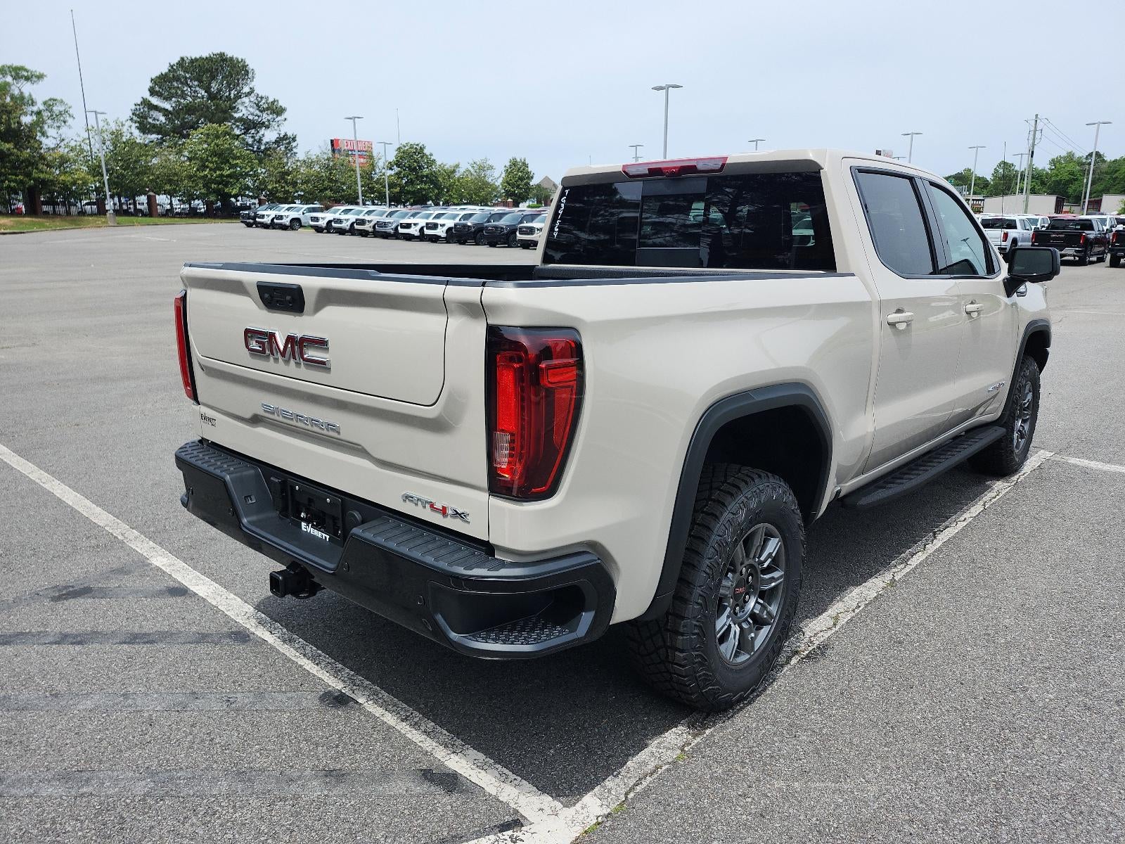 2026 GMC Sierra 1500 Crew Cab Short Box 4-Wheel Drive AT4X