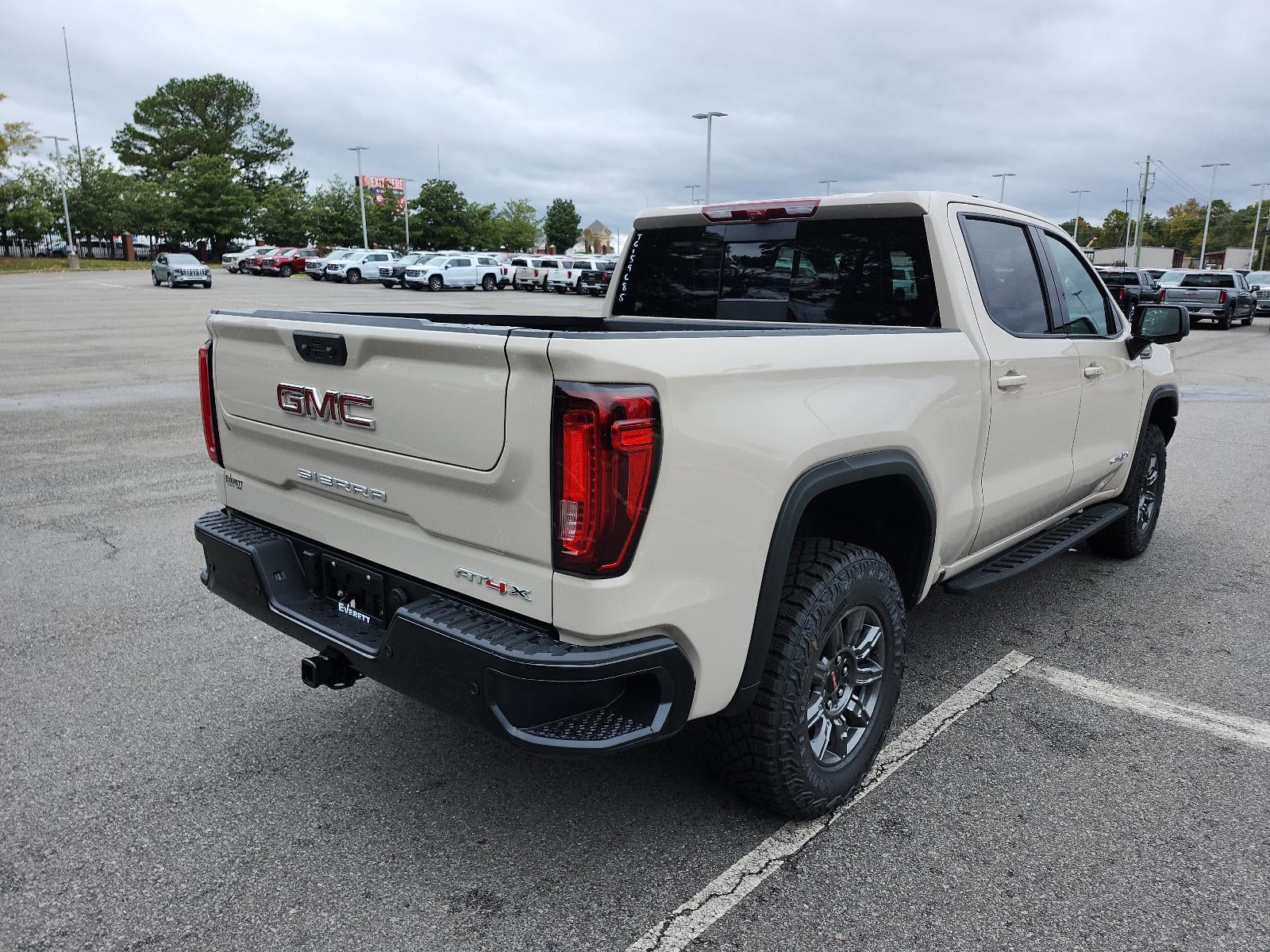 2026 GMC Sierra 1500 Crew Cab Short Box 4-Wheel Drive AT4X