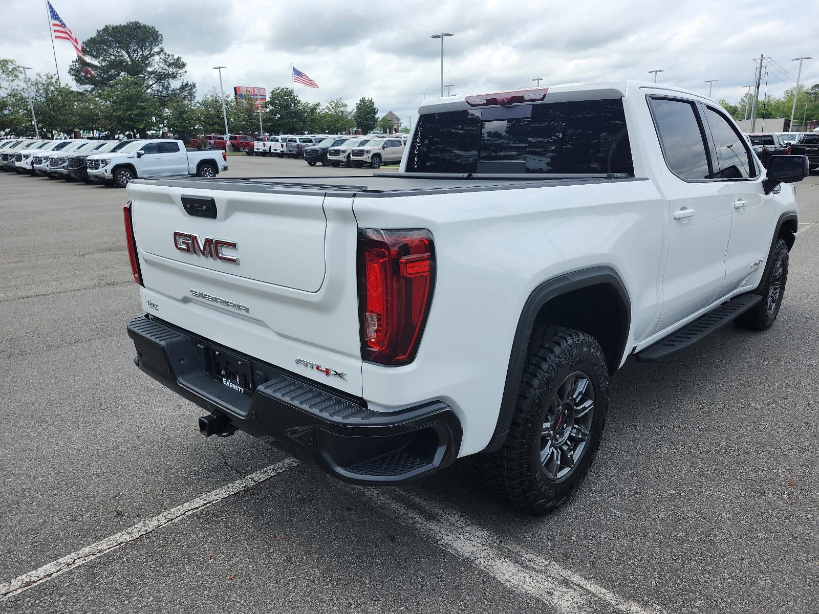 2025 GMC Sierra 1500 AT4X