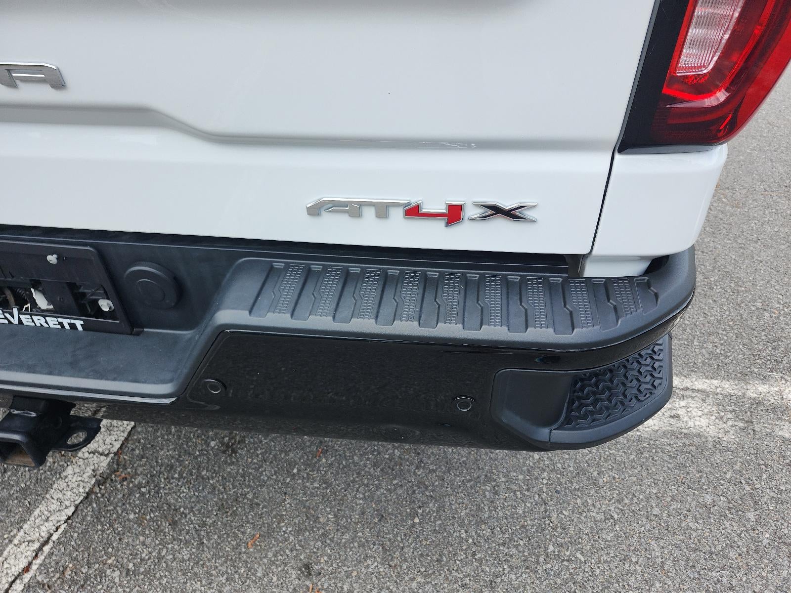 2025 GMC Sierra 1500 AT4X