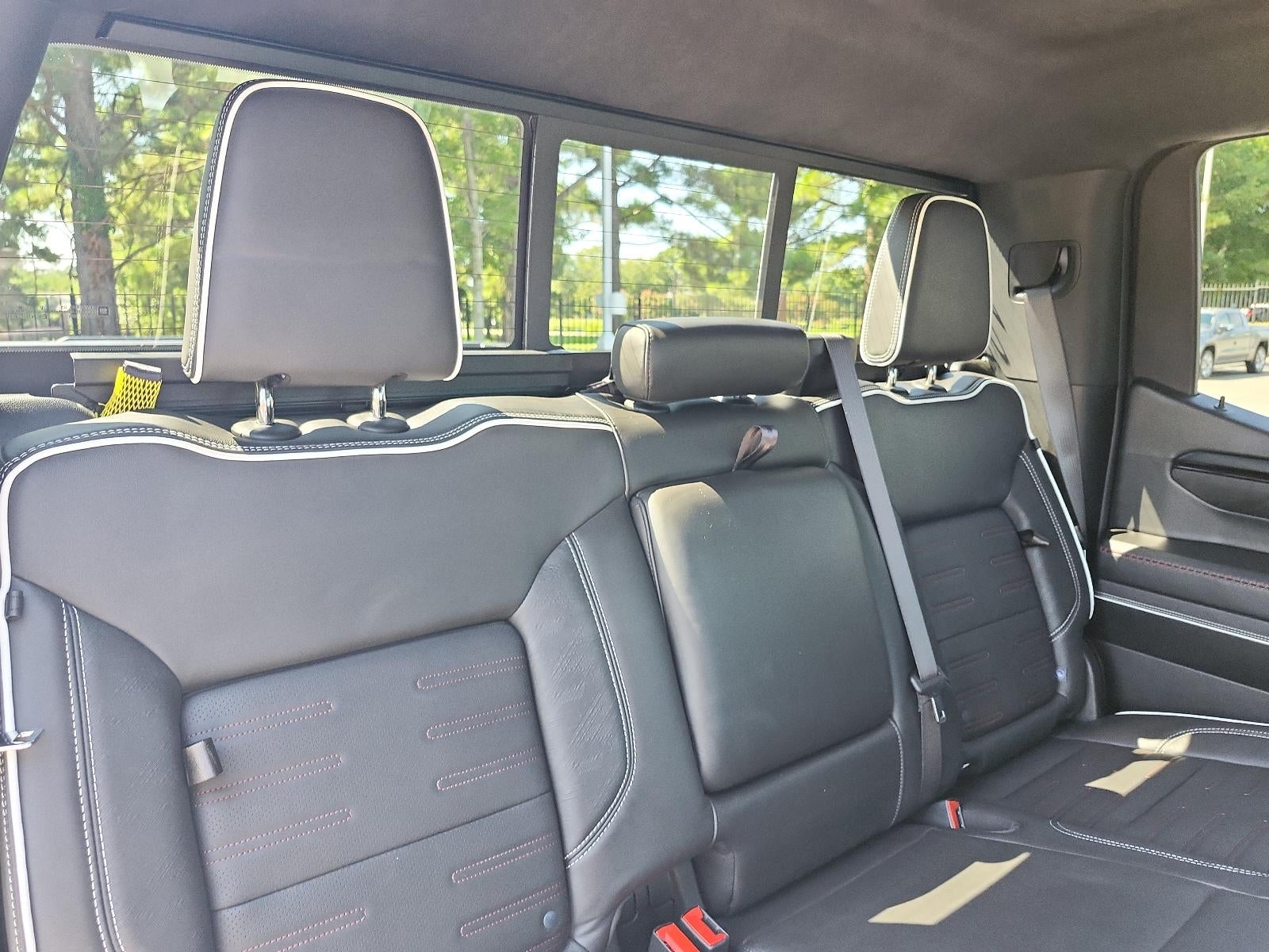 2025 GMC Sierra 1500 AT4X