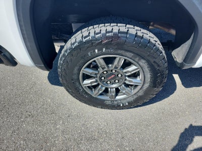 2025 GMC Sierra 1500 AT4X