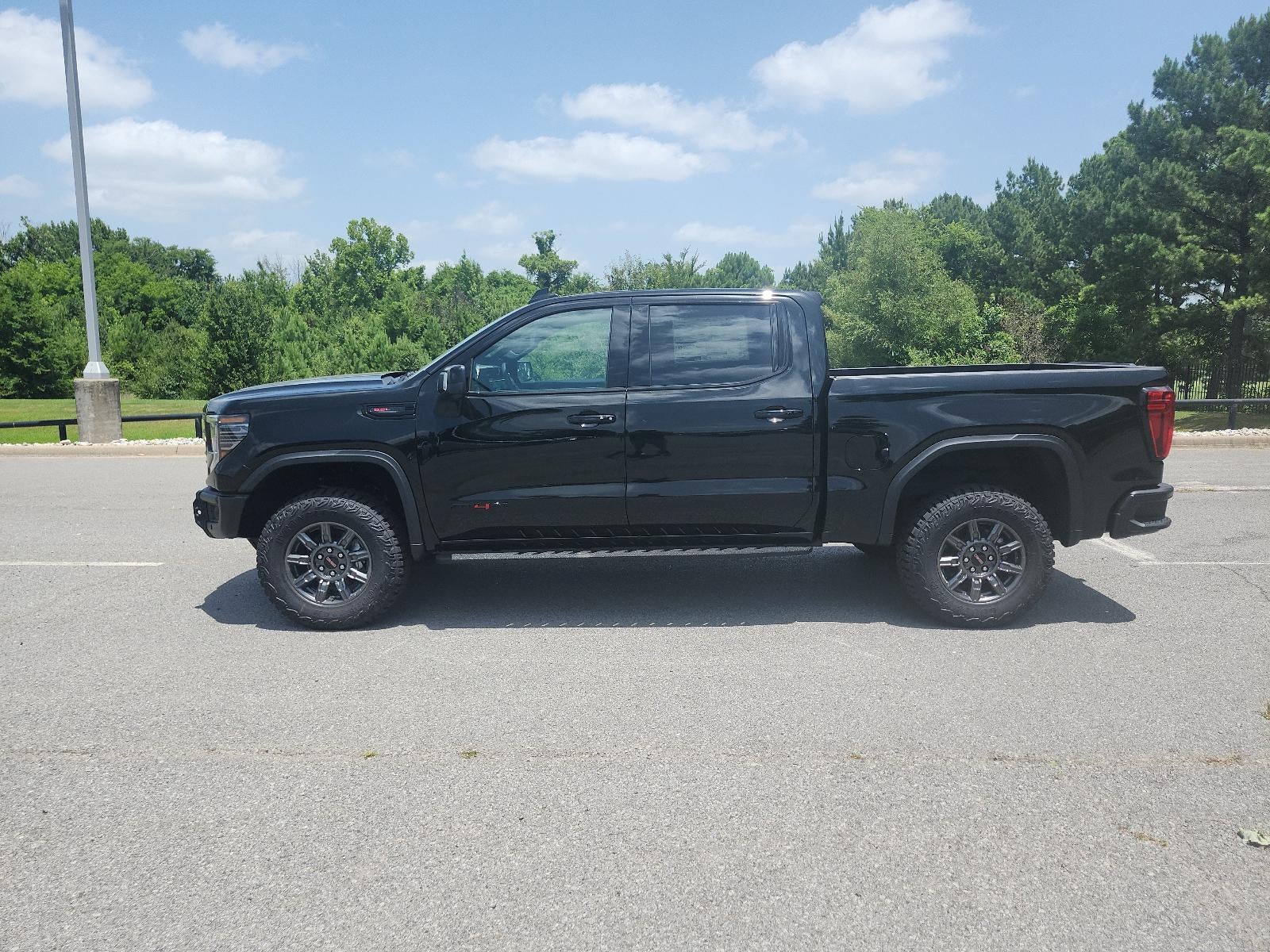 2026 GMC Sierra 1500 Crew Cab Short Box 4-Wheel Drive AT4X