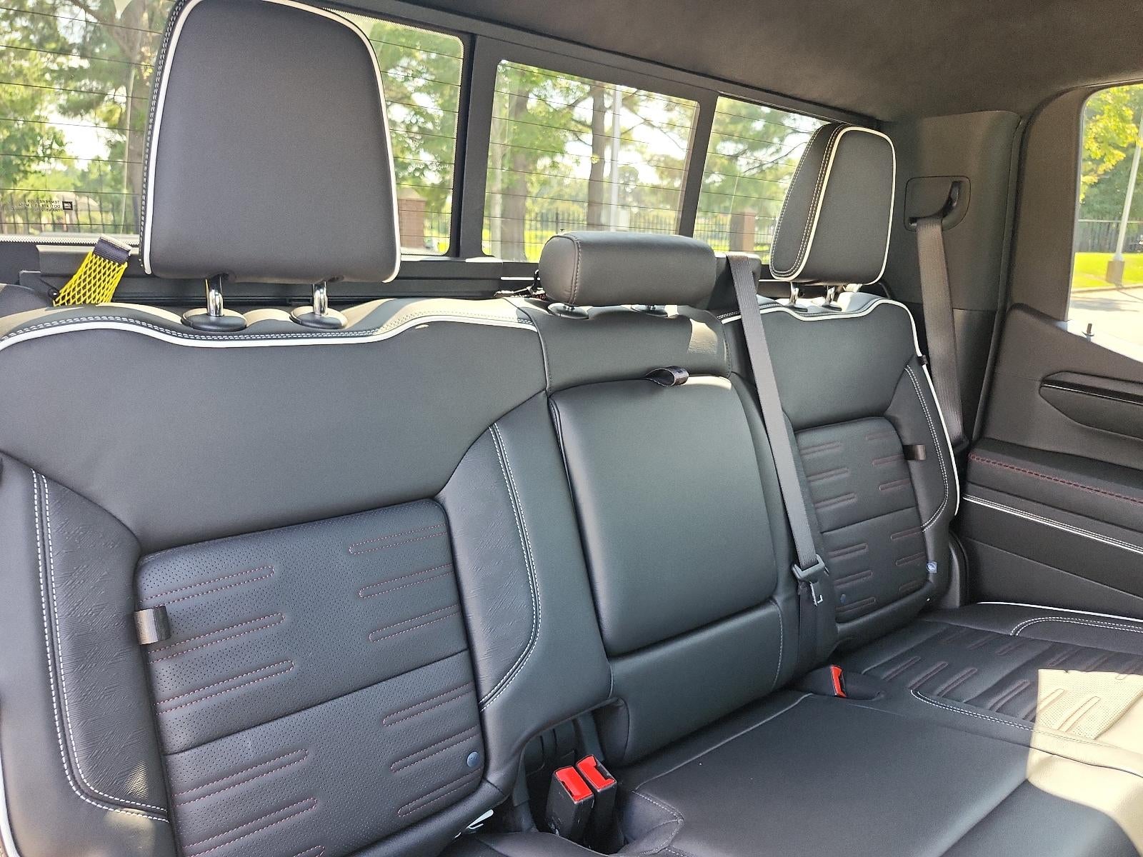 2024 GMC Sierra 1500 AT4X