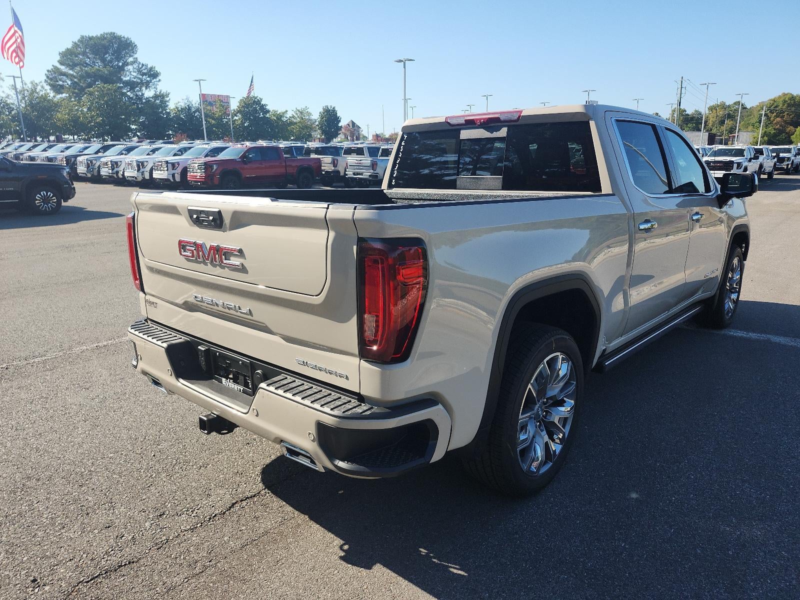 2026 GMC Sierra 1500 Crew Cab Short Box 4-Wheel Drive Denali