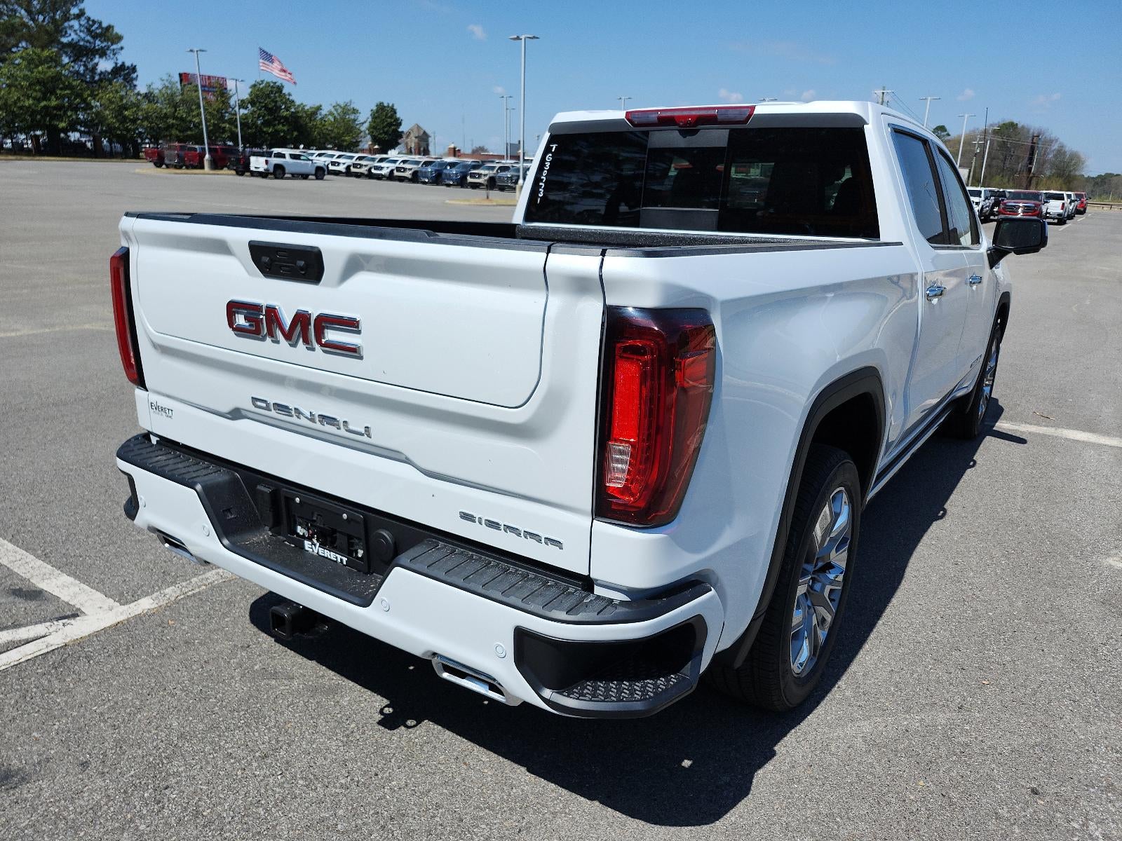 2026 GMC Sierra 1500 Crew Cab Short Box 4-Wheel Drive Denali