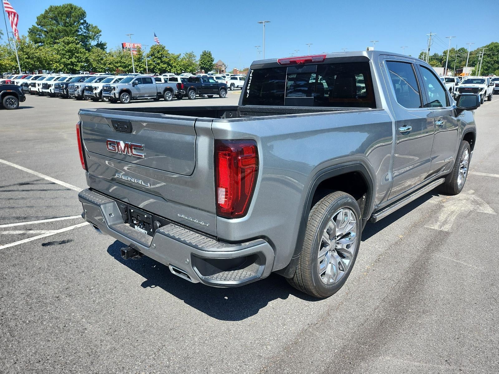 2026 GMC Sierra 1500 Denali - Photo 3