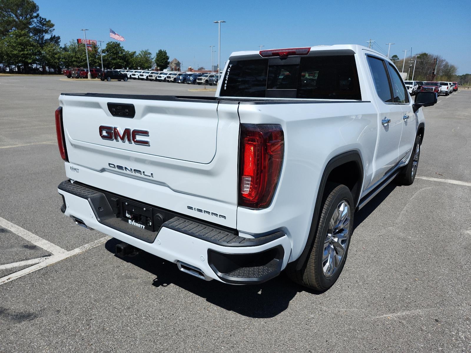 2026 GMC Sierra 1500 Crew Cab Short Box 4-Wheel Drive Denali