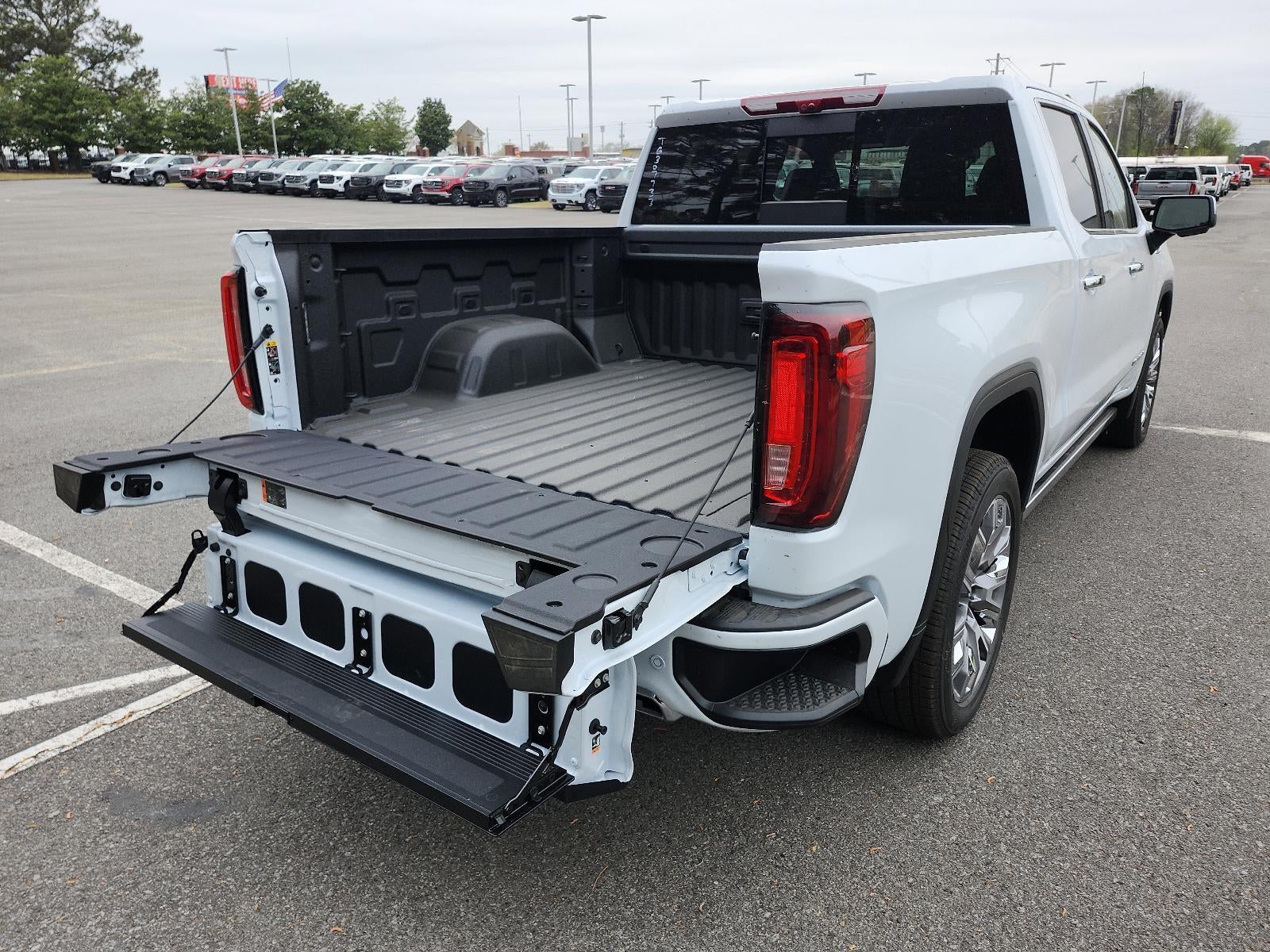 2026 GMC Sierra 1500 Crew Cab Short Box 4-Wheel Drive Denali