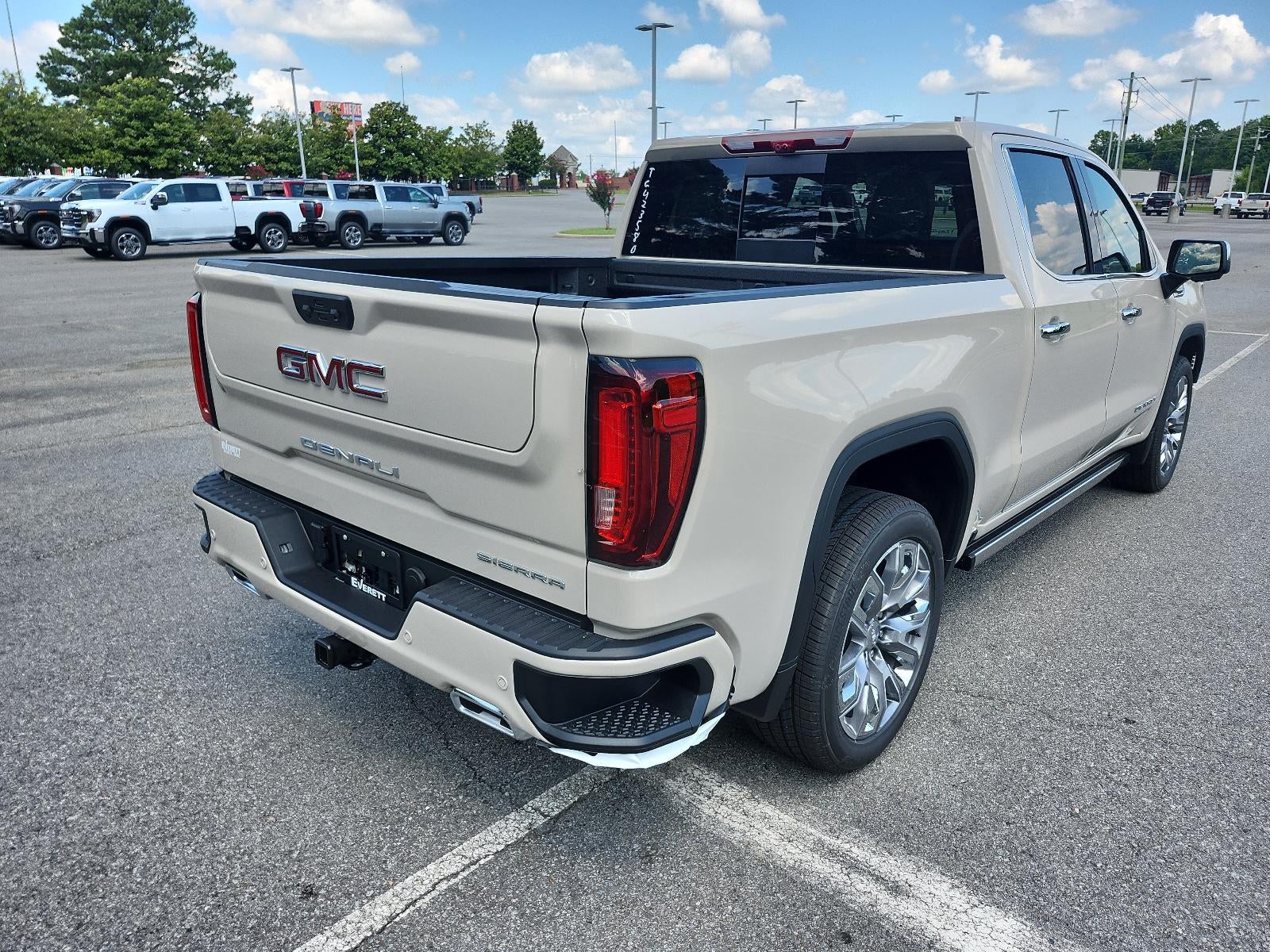2026 GMC Sierra 1500 Crew Cab Short Box 4-Wheel Drive Denali