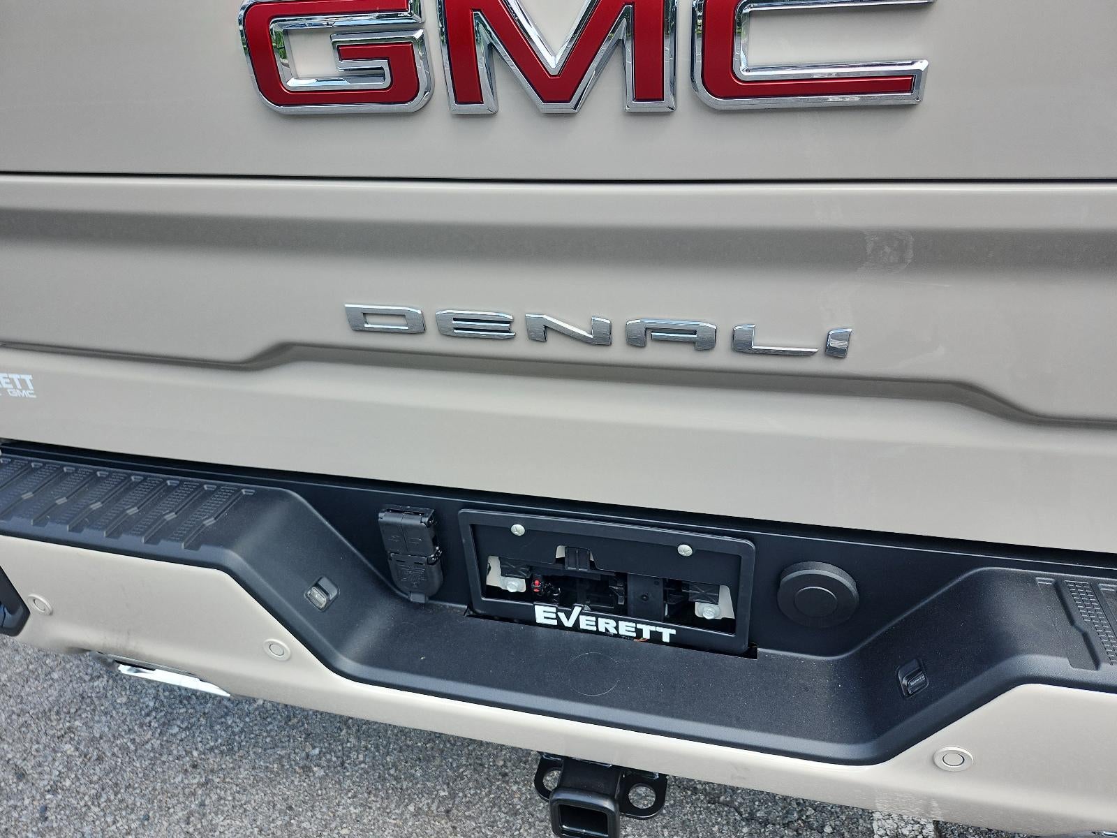 2026 GMC Sierra 1500 Crew Cab Short Box 4-Wheel Drive Denali