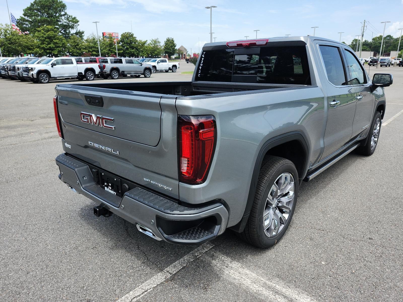 2026 GMC Sierra 1500 Crew Cab Short Box 4-Wheel Drive Denali