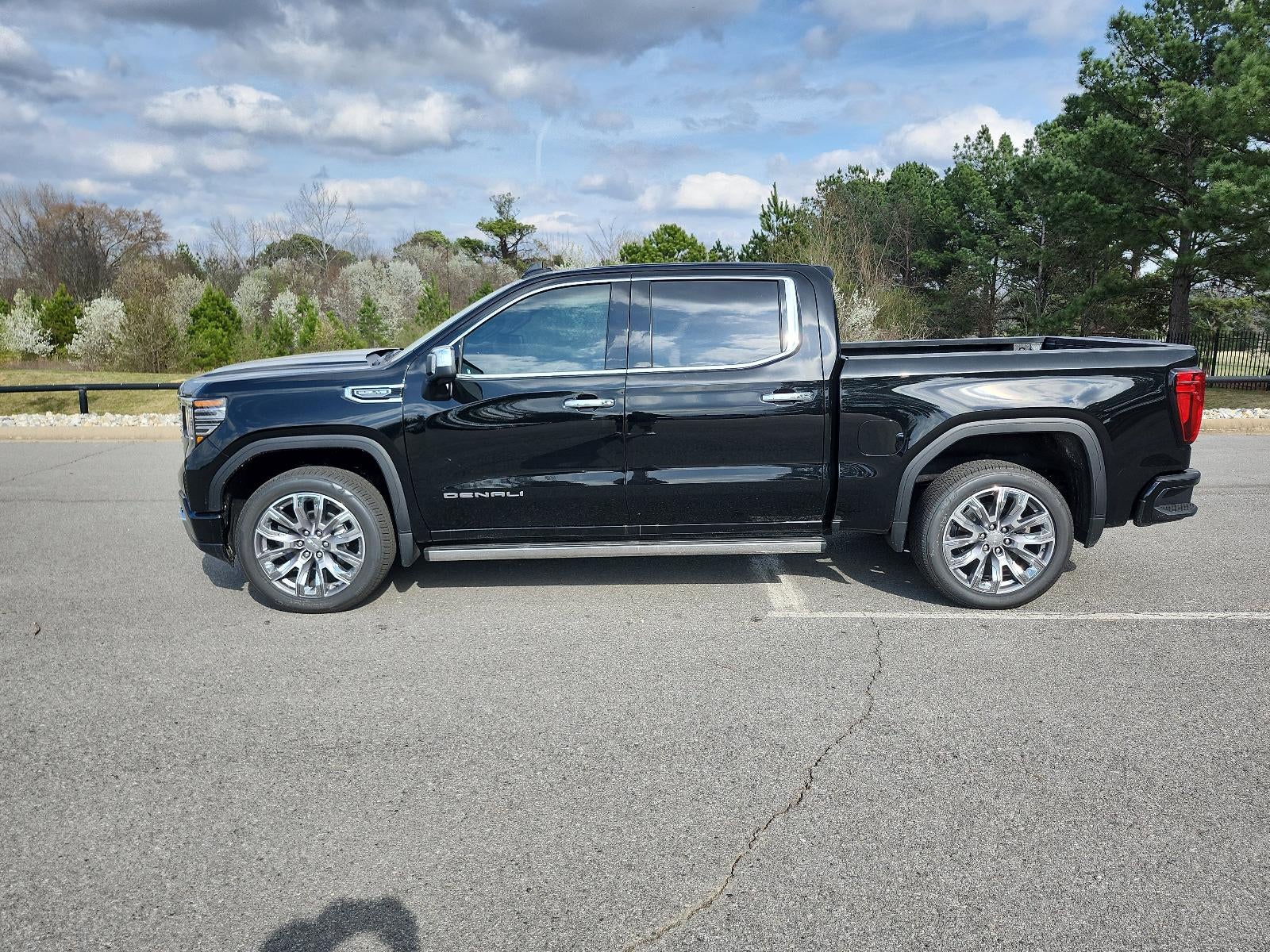 2026 GMC Sierra 1500 Crew Cab Short Box 4-Wheel Drive Denali