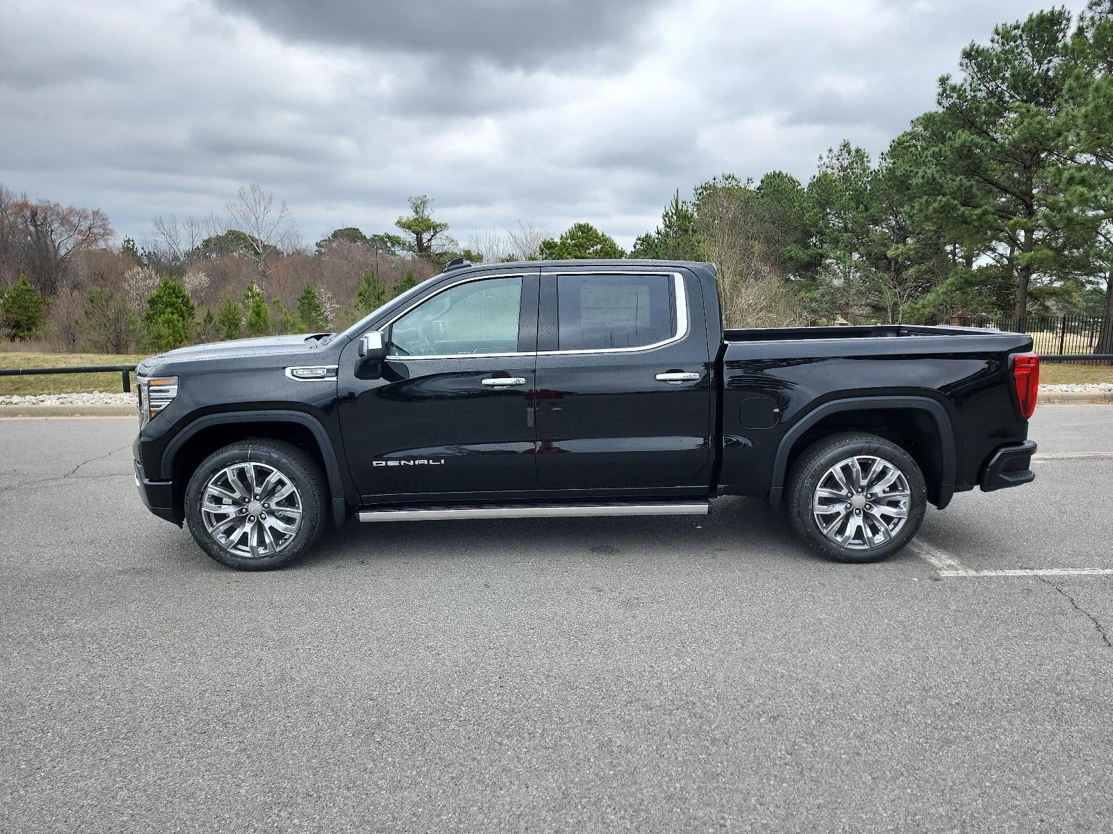 2026 GMC Sierra 1500 Crew Cab Short Box 4-Wheel Drive Denali