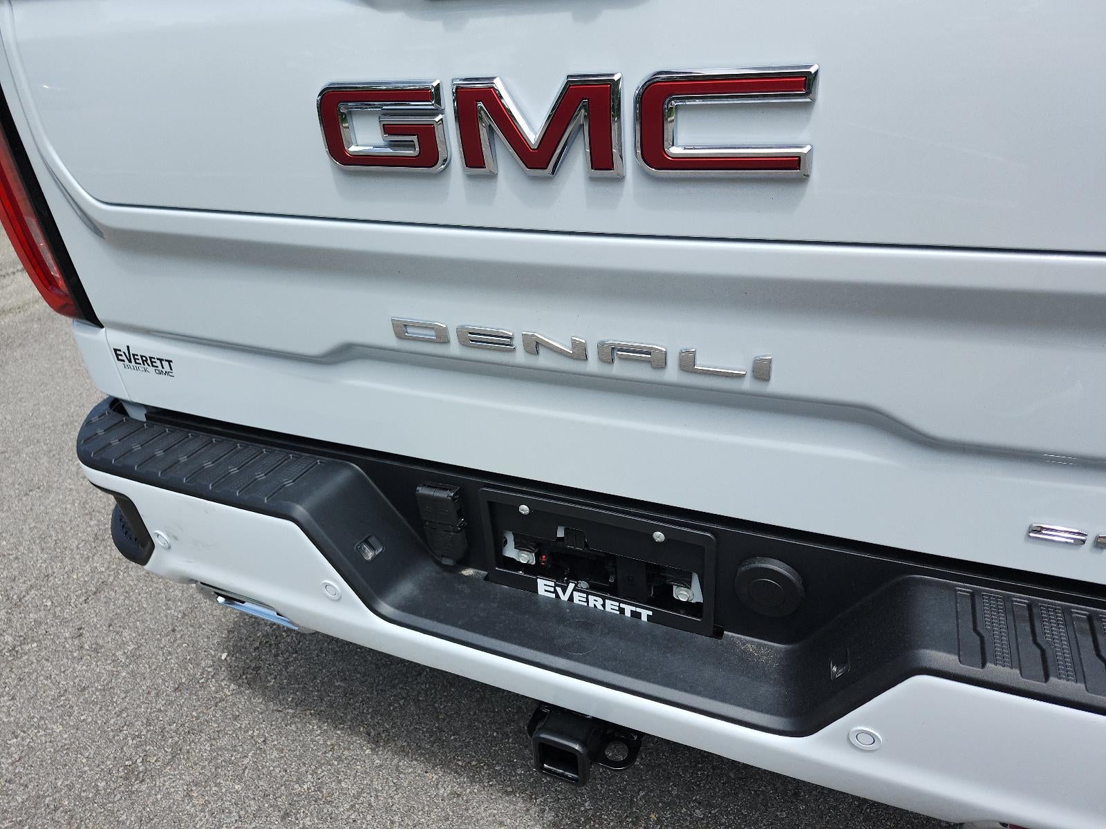 2026 GMC Sierra 1500 Crew Cab Short Box 4-Wheel Drive Denali