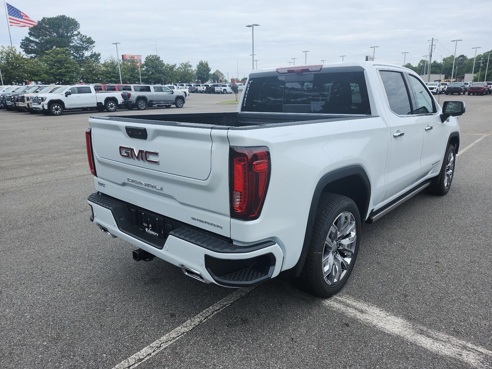 2026 GMC Sierra 1500 Crew Cab Short Box 4-Wheel Drive Denali