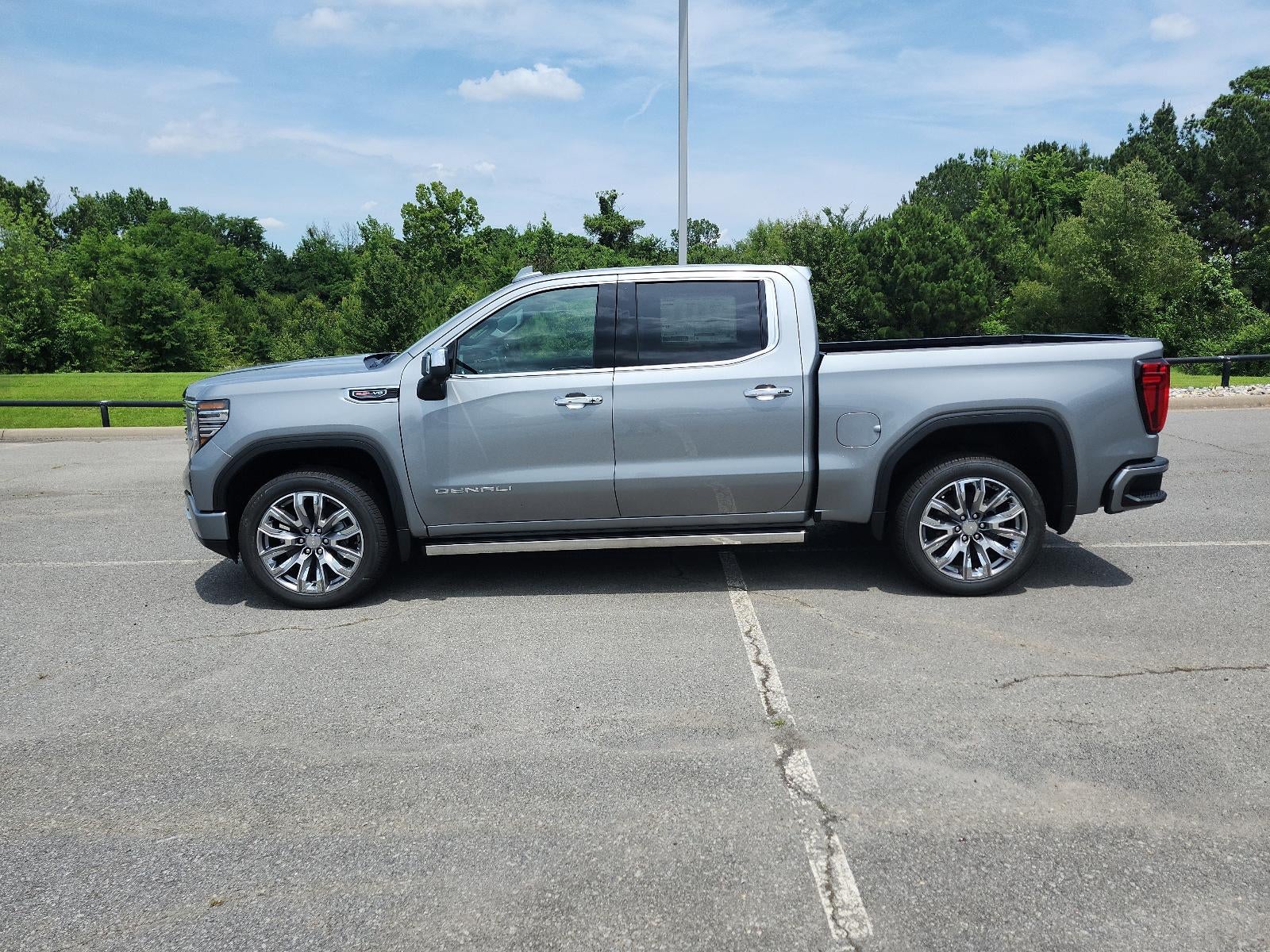 2026 GMC Sierra 1500 Crew Cab Short Box 4-Wheel Drive Denali