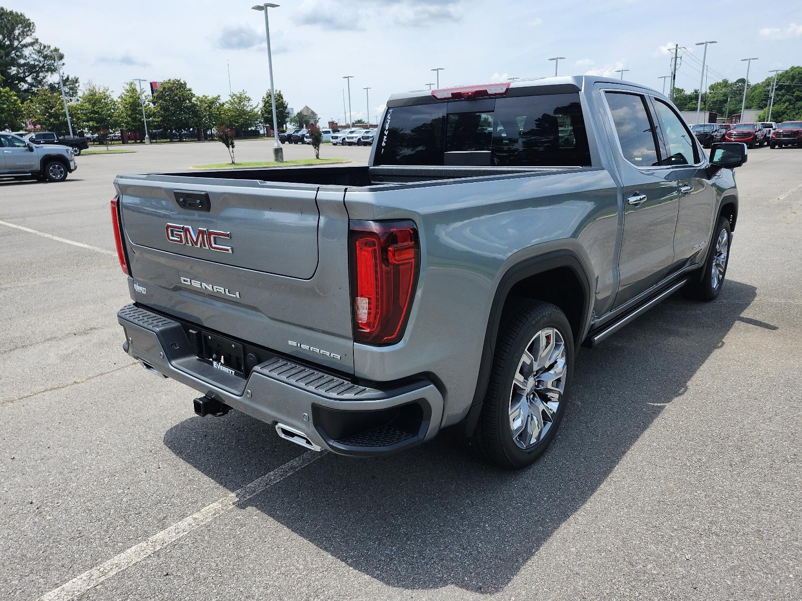 2026 GMC Sierra 1500 Crew Cab Short Box 4-Wheel Drive Denali