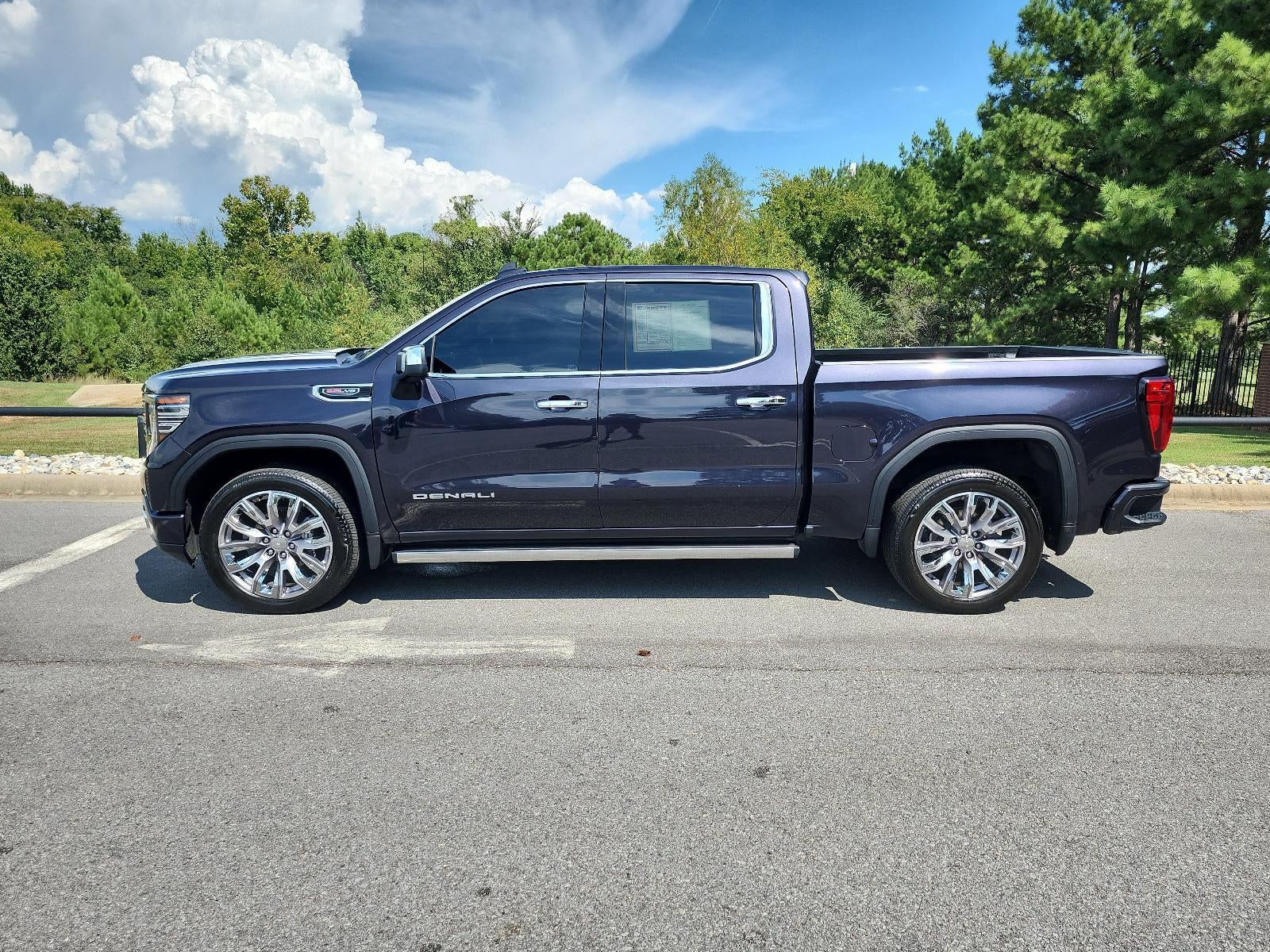 Used 2024 GMC Sierra 1500 Denali Denali with VIN 3GTUUGEL5RG447806 for sale in Little Rock