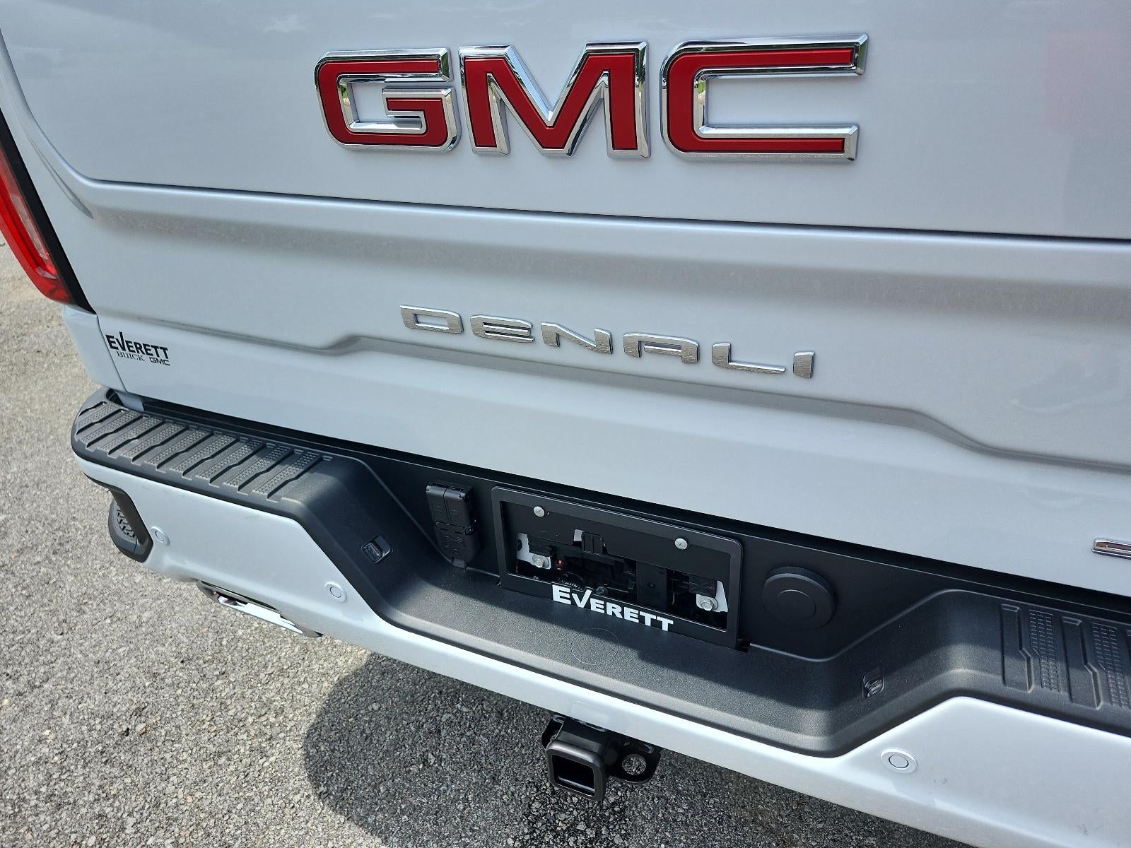 2026 GMC Sierra 1500 Crew Cab Short Box 4-Wheel Drive Denali