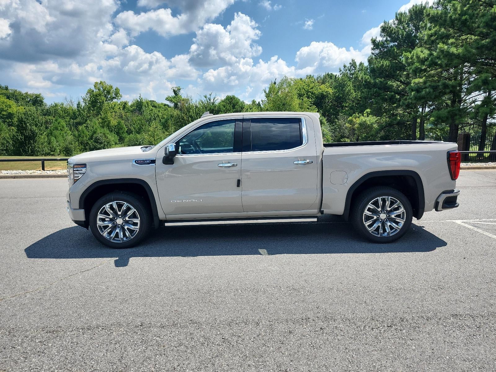 2026 GMC Sierra 1500 Crew Cab Short Box 4-Wheel Drive Denali