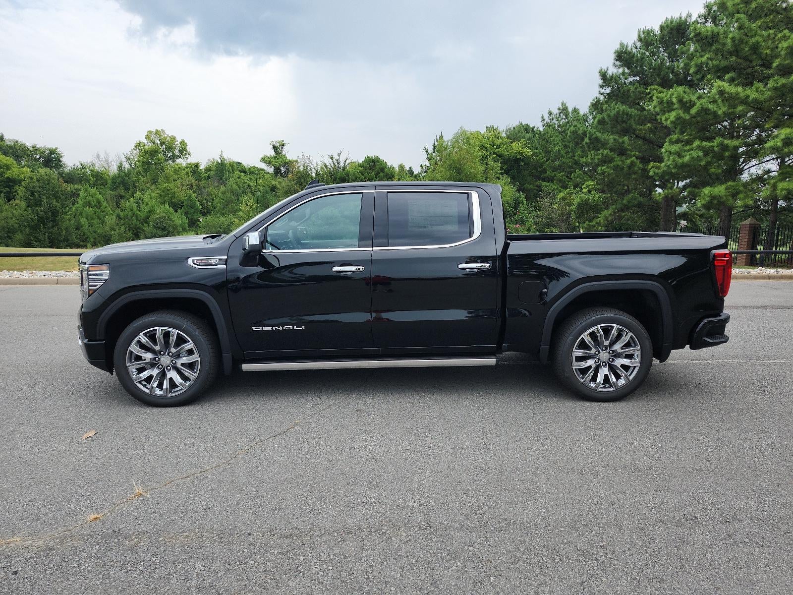 2026 GMC Sierra 1500 Crew Cab Short Box 4-Wheel Drive Denali