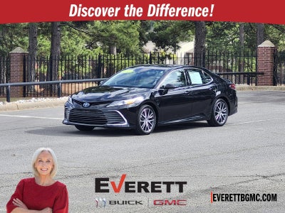 2023 Toyota Camry Hybrid XLE