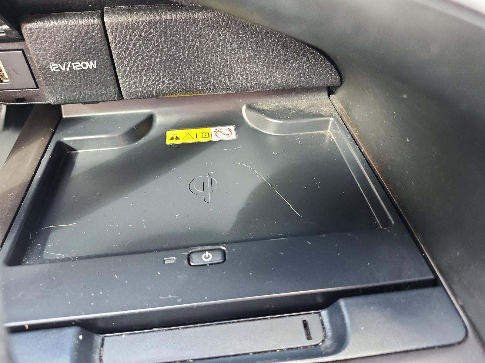 2023 Toyota Camry Hybrid XLE