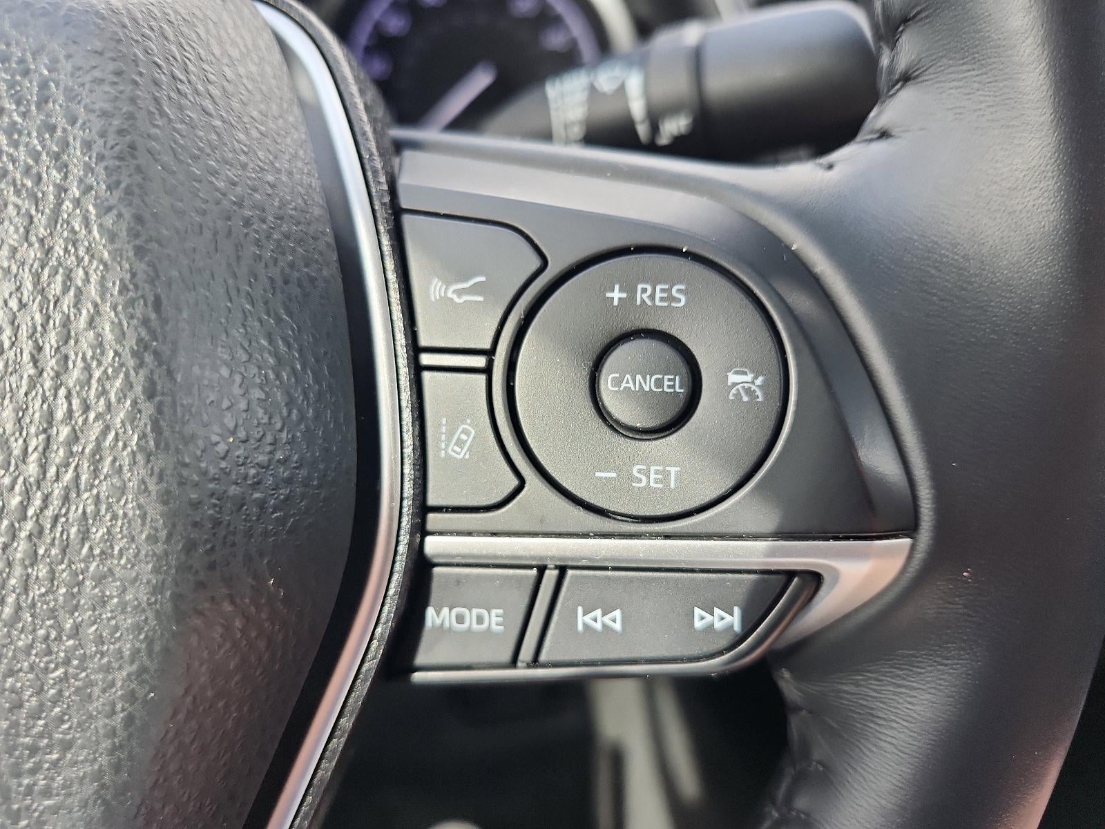 2023 Toyota Camry Hybrid XLE