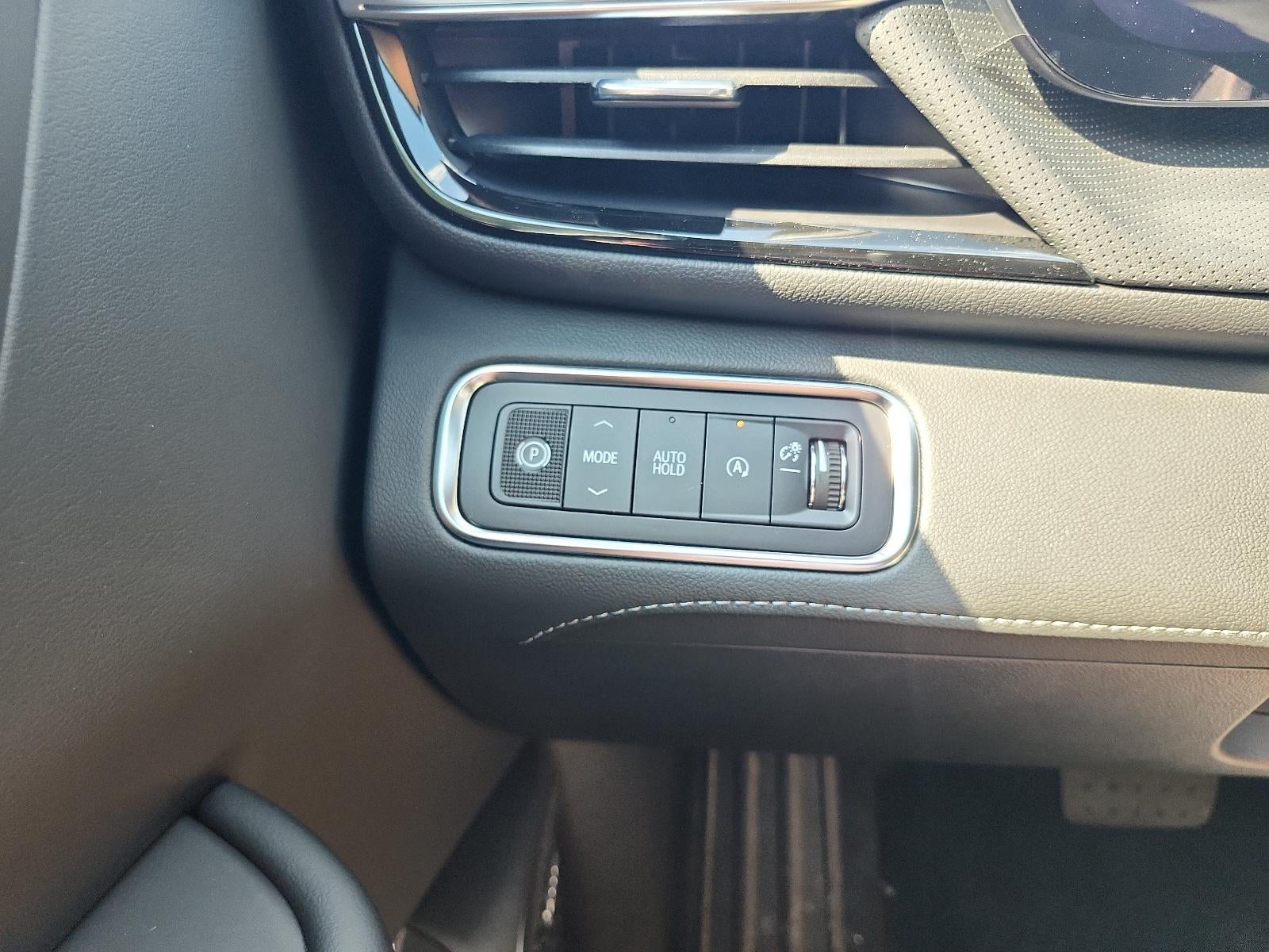 2027 Buick Enclave 4dr Preferred w/1SD