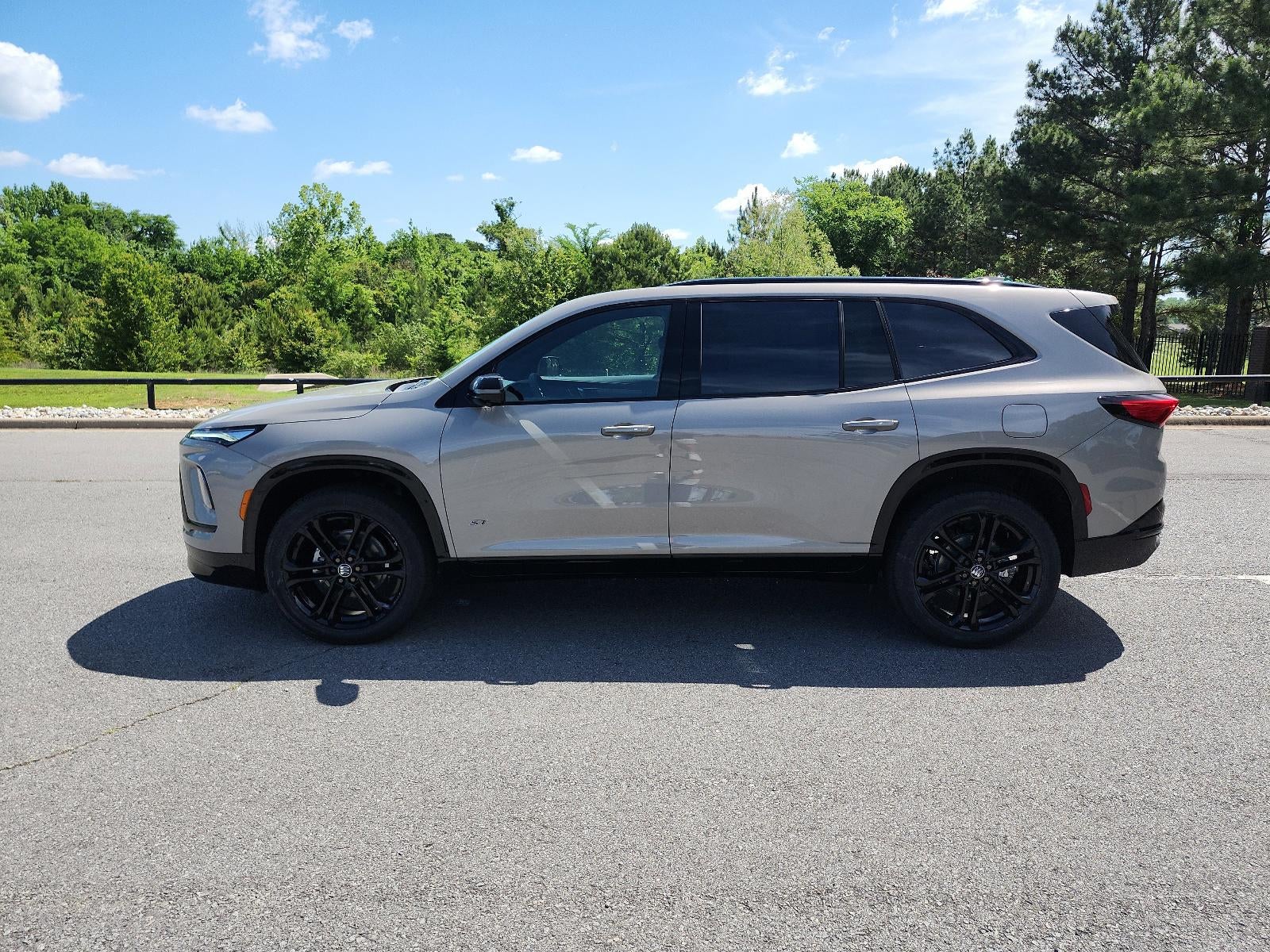 2026 Buick Enclave 4dr Sport Touring