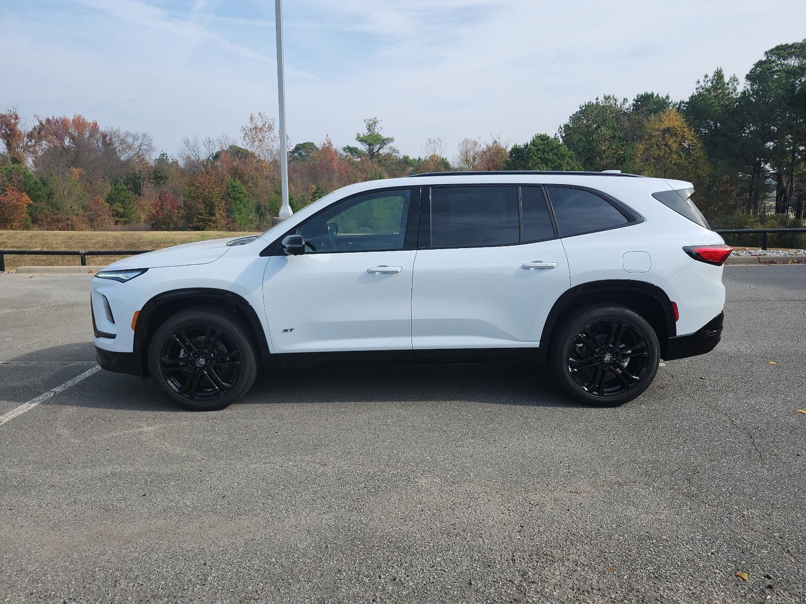 2026 Buick Enclave 4dr Sport Touring