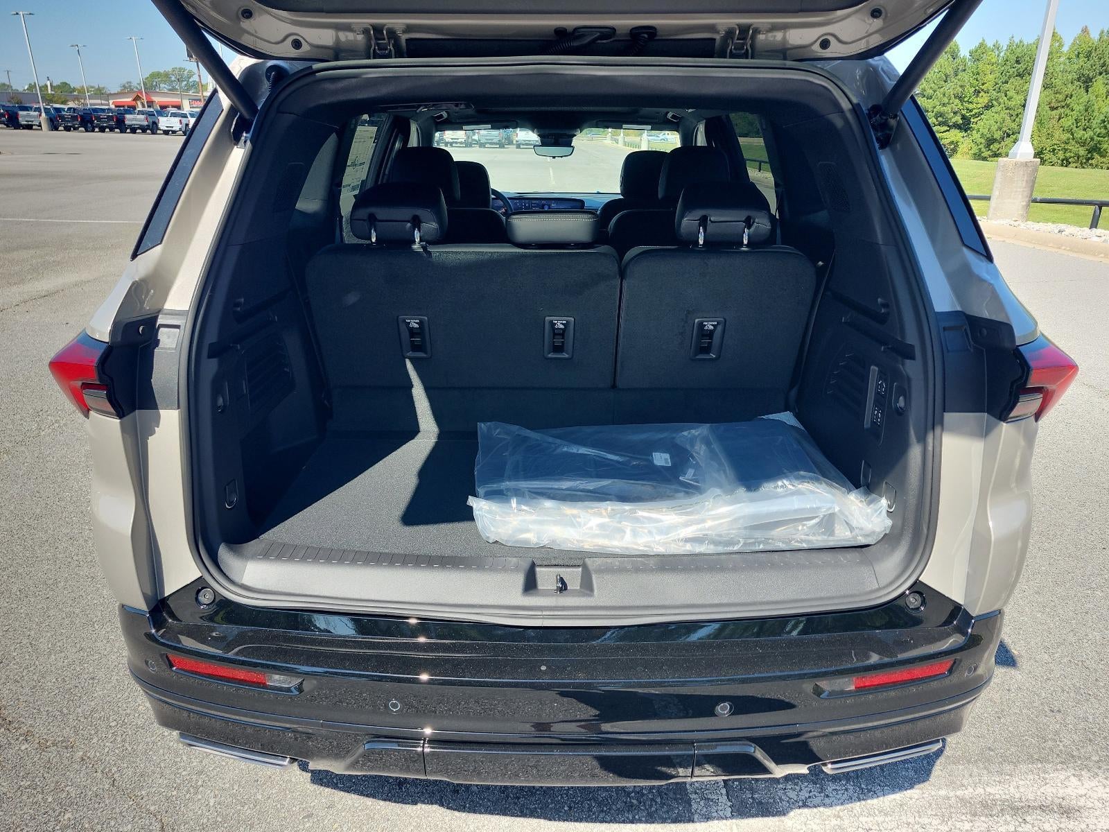 2026 Buick Enclave 4dr Sport Touring