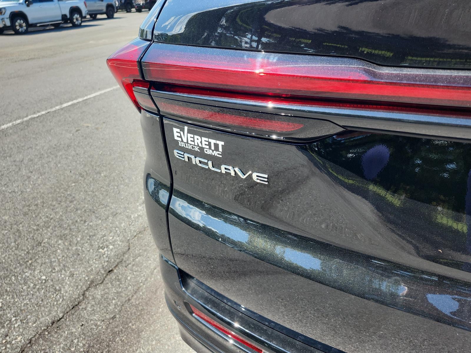2027 Buick Enclave 4dr Sport Touring