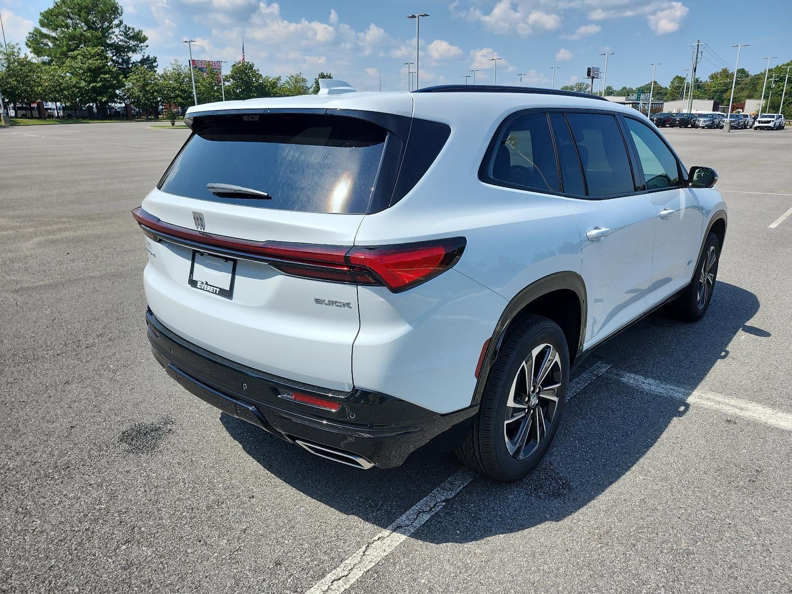 2026 Buick Enclave 4dr Sport Touring