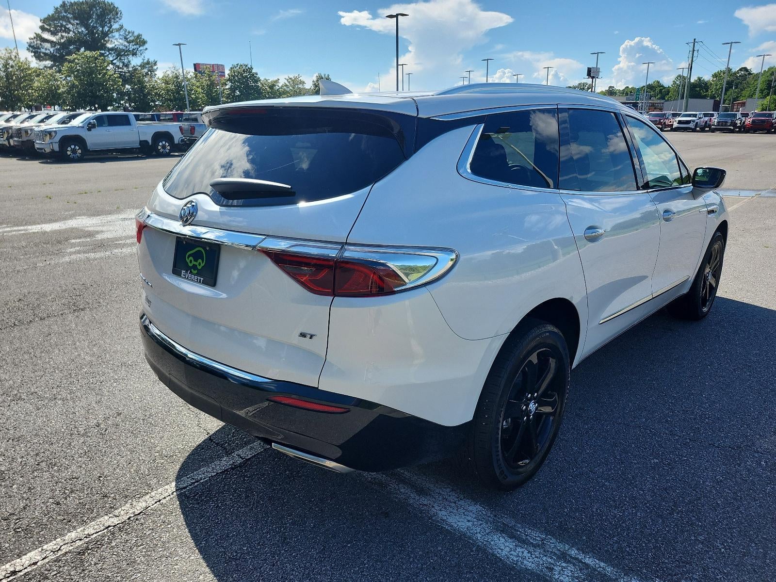 2024 Buick Enclave Essence