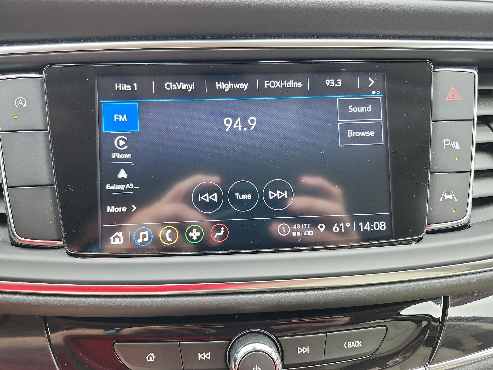 2023 Buick Enclave Essence