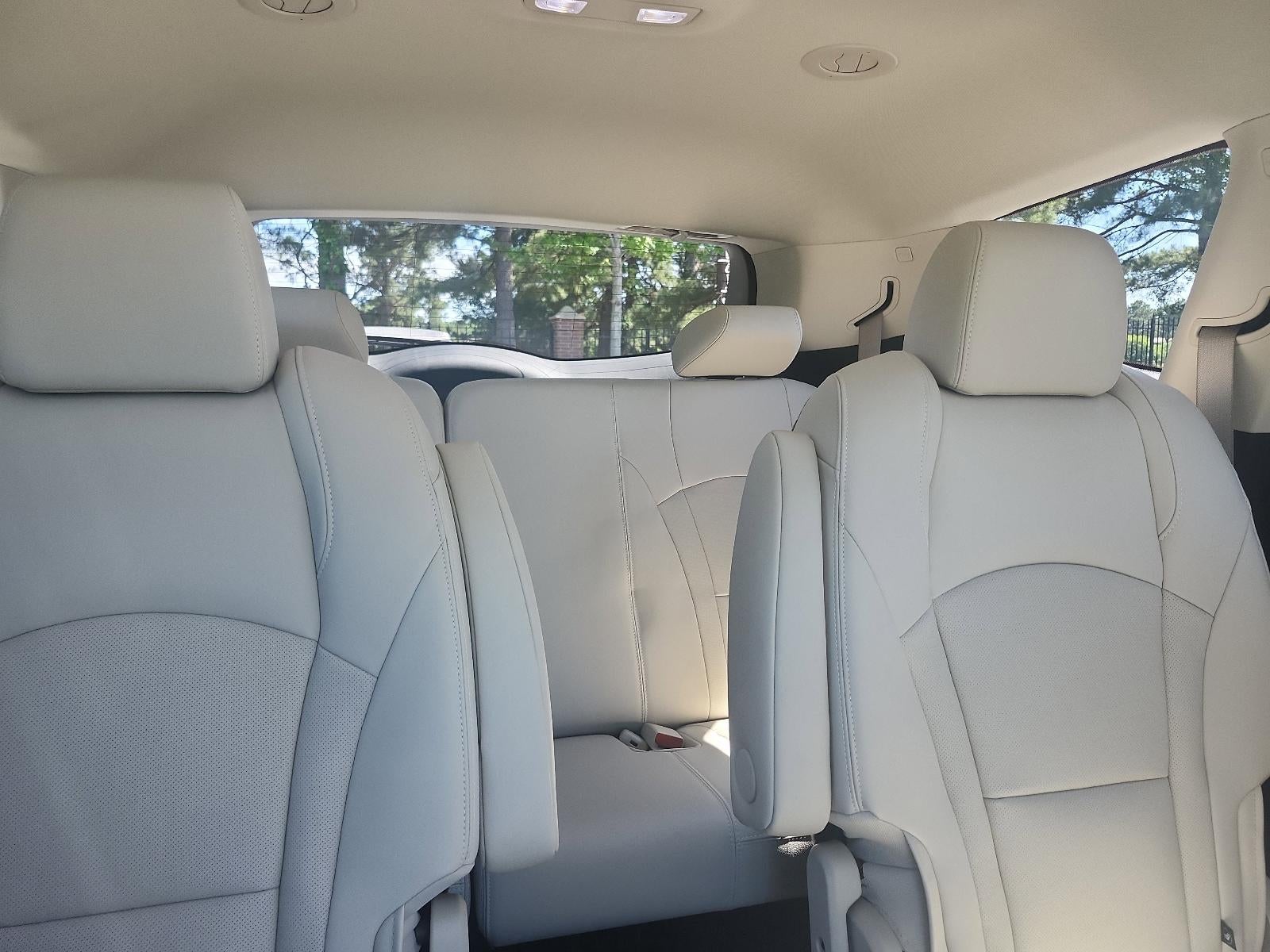 2022 Buick Enclave Essence