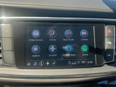 2022 Buick Enclave Essence