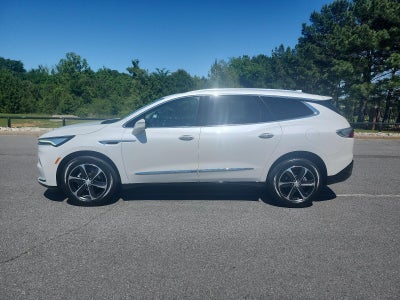 2022 Buick Enclave Essence