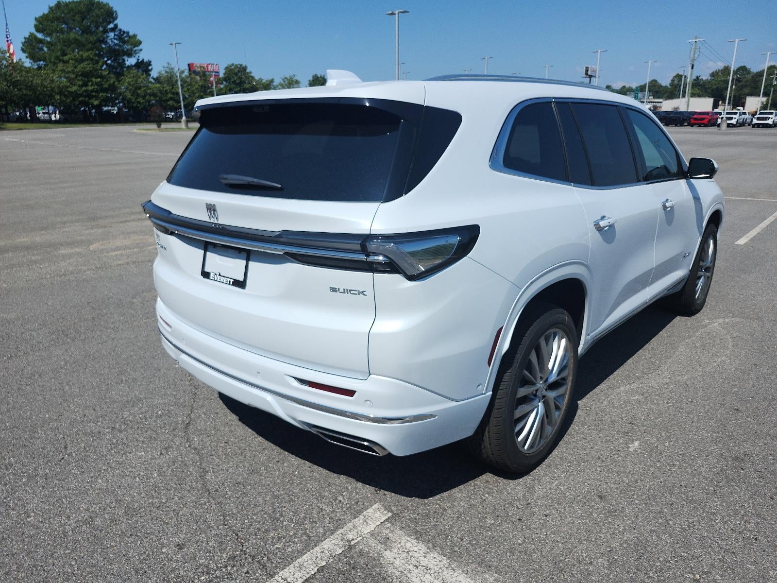 2026 Buick Enclave 4dr Avenir