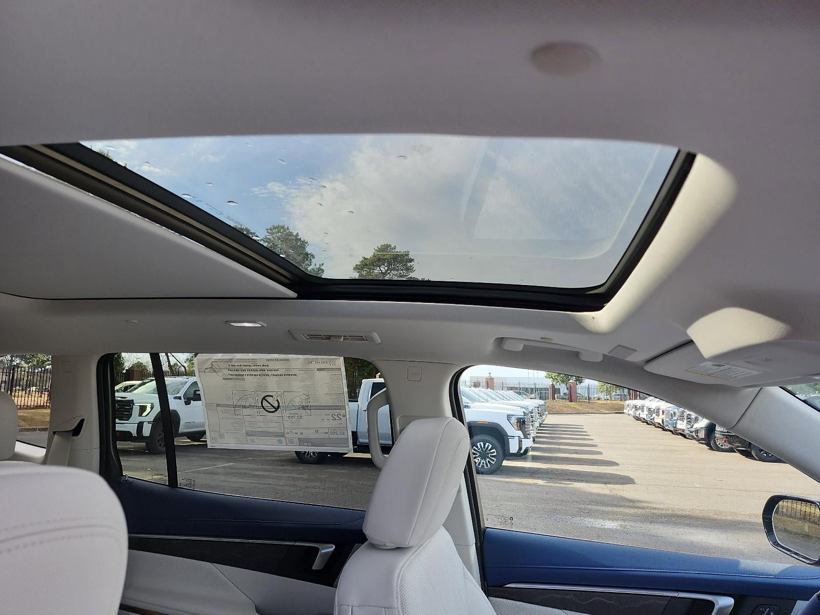 2026 Buick Enclave 4dr Avenir