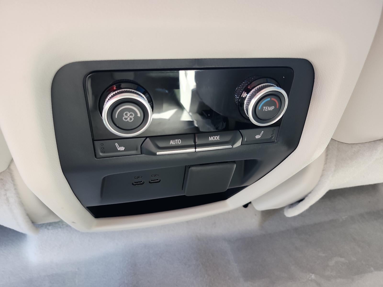 2027 Buick Enclave 4dr Avenir
