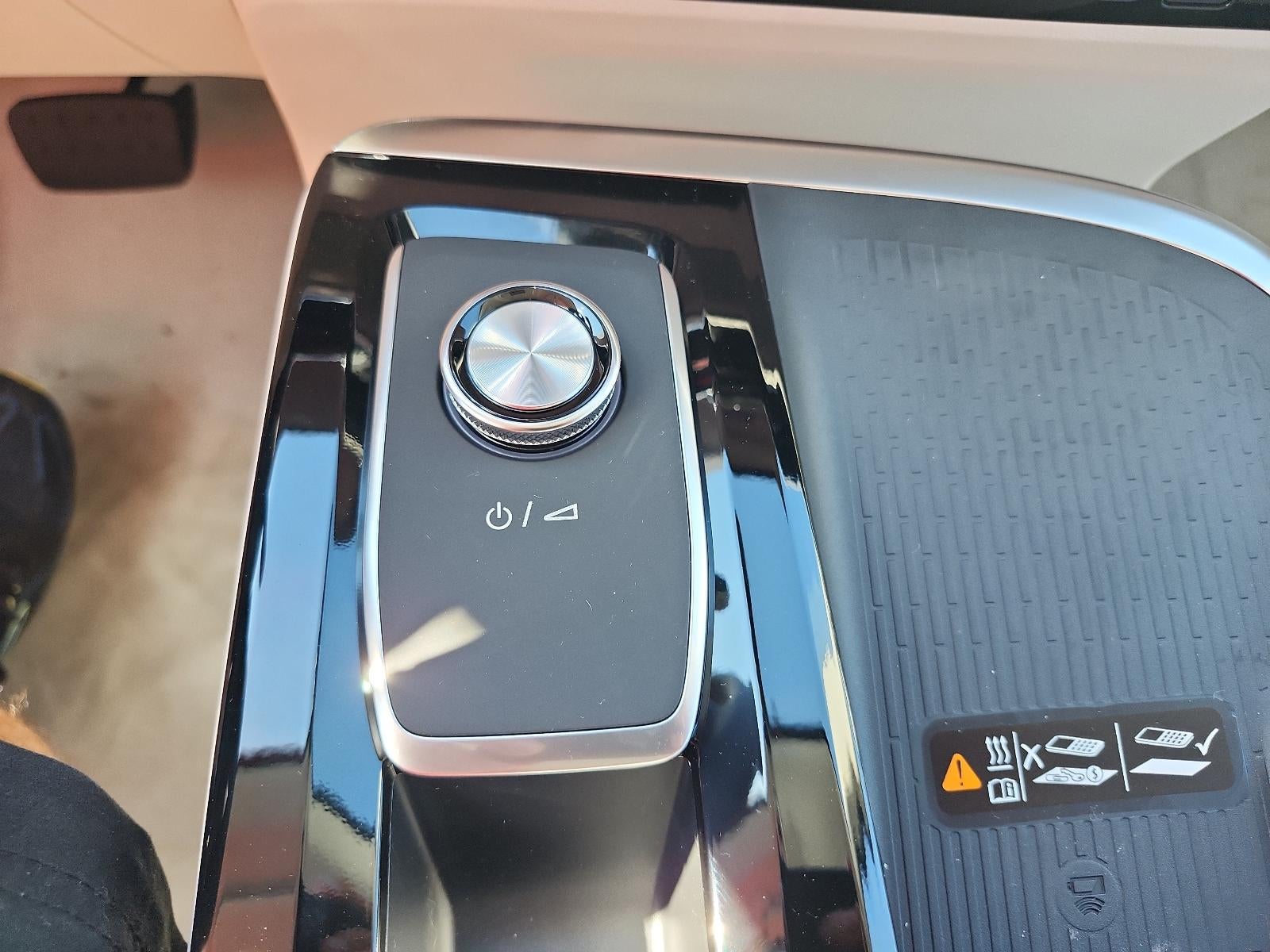 2027 Buick Enclave 4dr Avenir