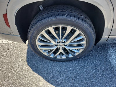 2026 Buick Enclave 4dr Avenir