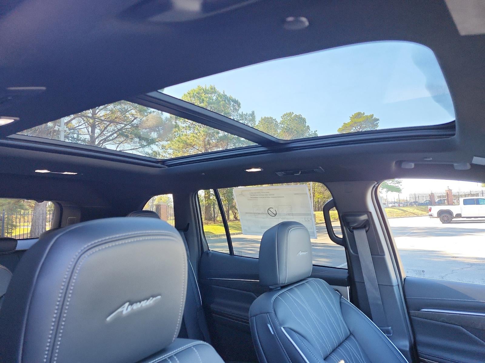 2026 Buick Enclave 4dr Avenir