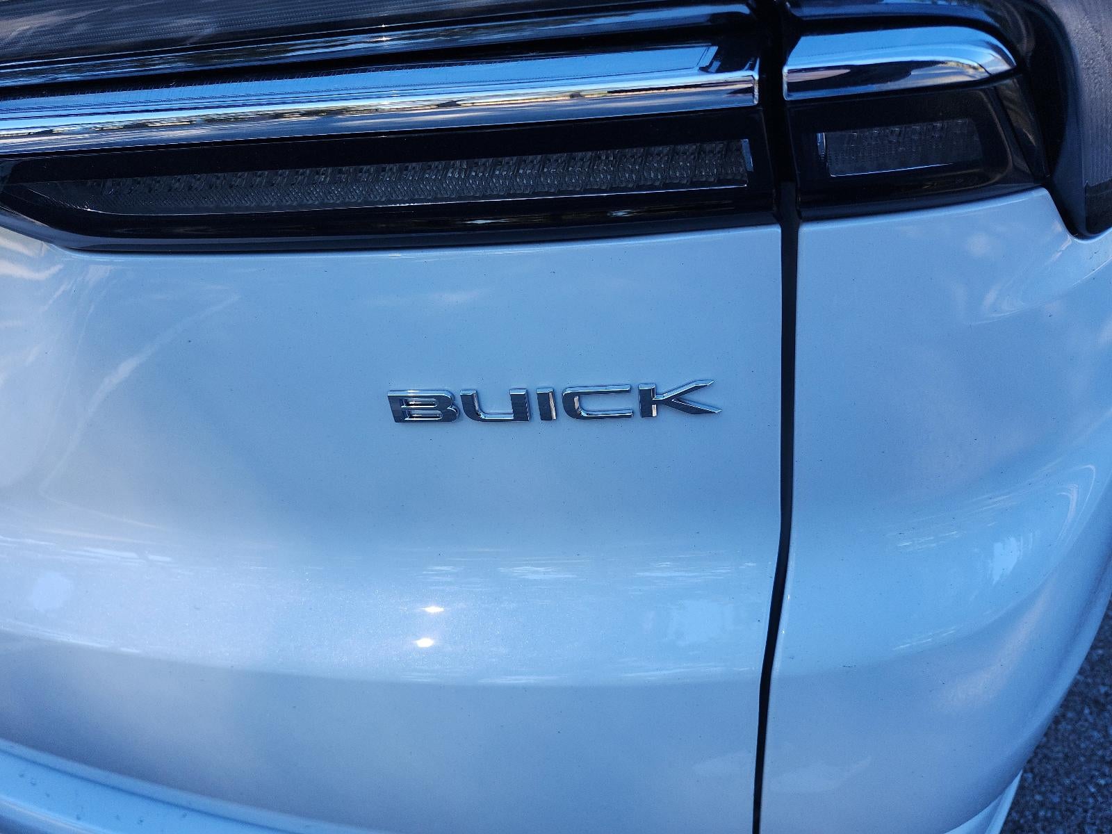 2026 Buick Enclave 4dr Avenir