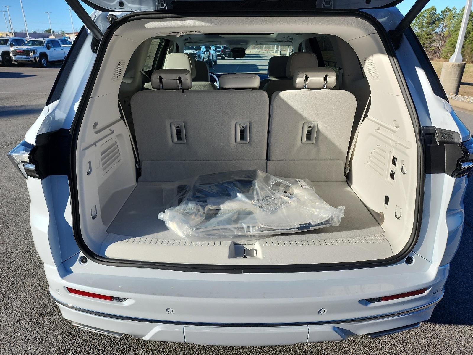 2026 Buick Enclave 4dr Avenir