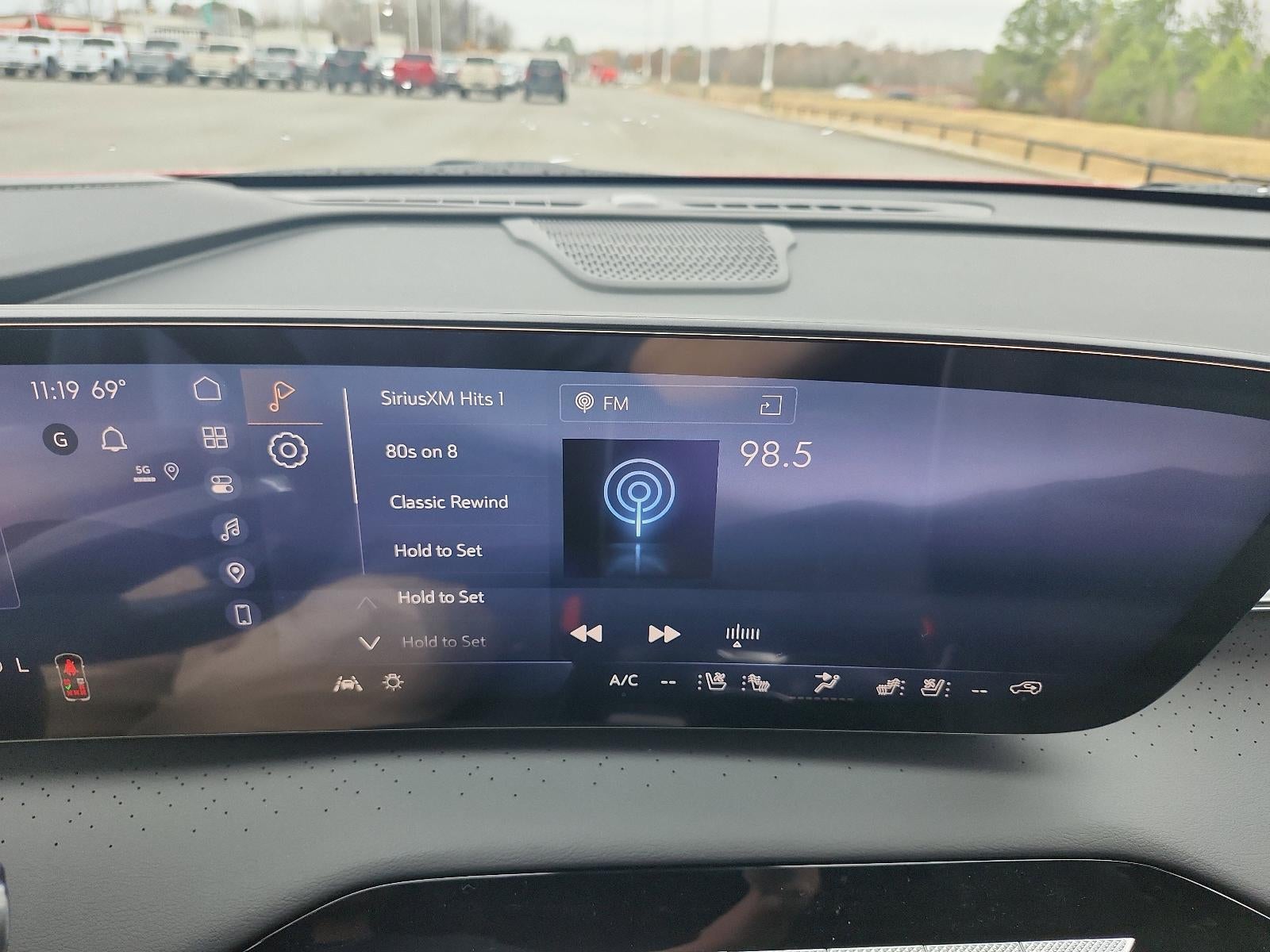 2026 Buick Enclave 4dr Avenir